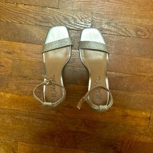 Simple Gold shine strap heel stiletto W 9